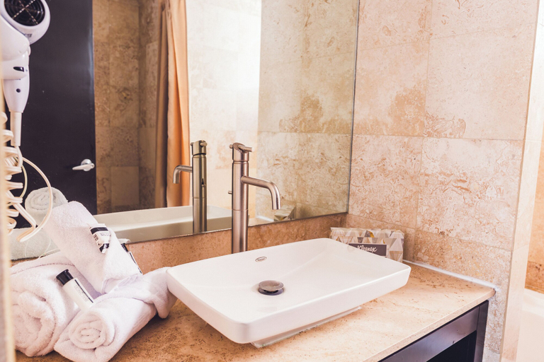 Bathroom 4, Suites Parioli, Mexico City