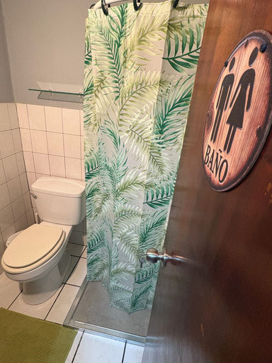 Bathroom 4, HOSTEL OF SANTURCE