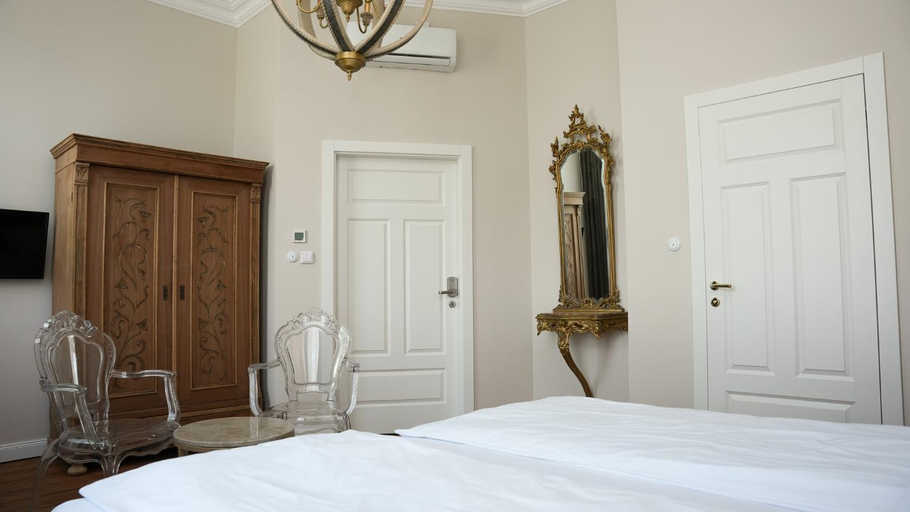 Bedroom 2, Willa Berlinska - pokoje ,restauracja, Kościan