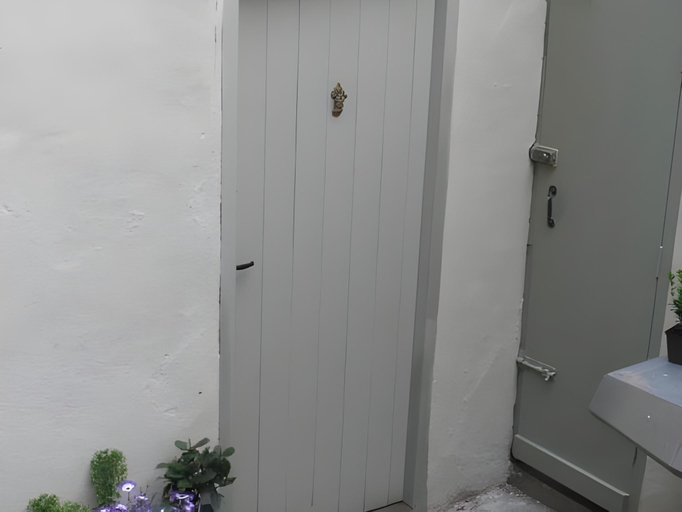 Bathroom 3, The Old Gallery and Chamber Apartments, York