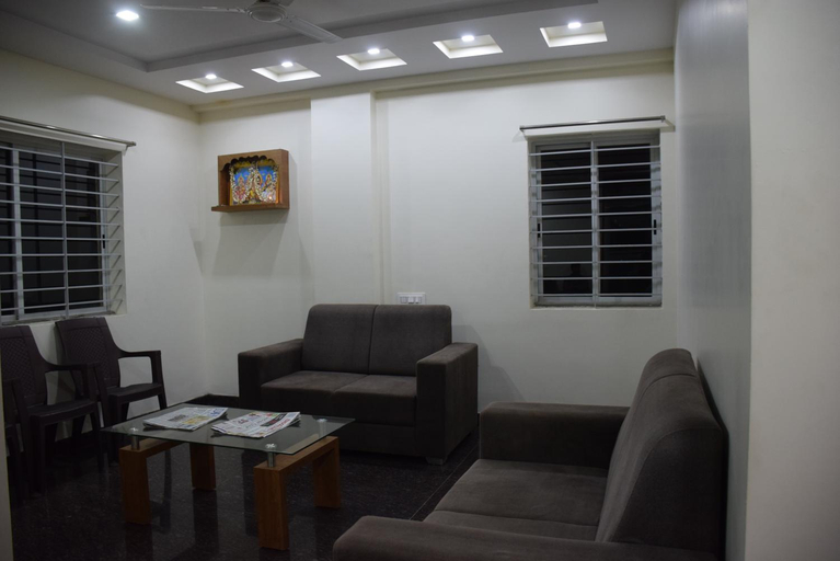 5, Shrinivas Lodge, Dharwad