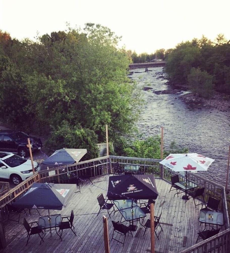 Others 3, Petawawa River Inn & Suites, Renfrew