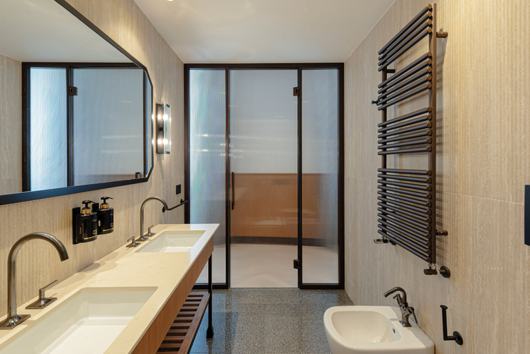 Bathroom 5, Circle6 Rome Hotel, Roma