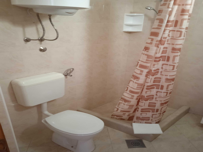 Bathroom 4, Apartments Ana Lopud - Studio with Balcony and Sea View-2, Pojezerje