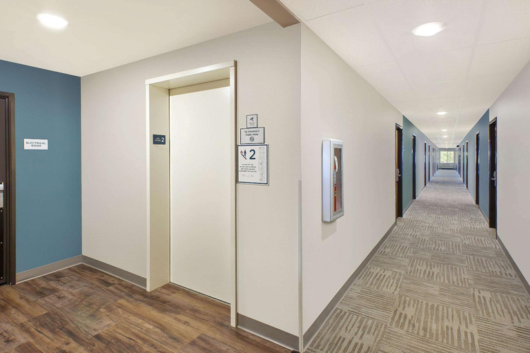 Others 5, WoodSpring Suites St. Louis St. Charles, Saint Charles
