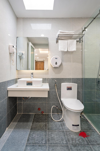 Bathroom 4, El Ocaso hotel and apartments, District 7