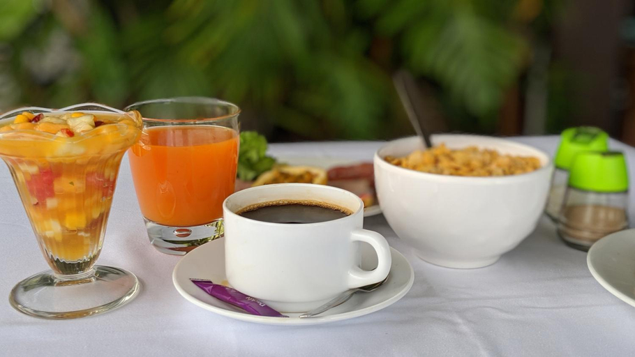Food & Drinks 5, SAS CLP - La Marina, Kourou