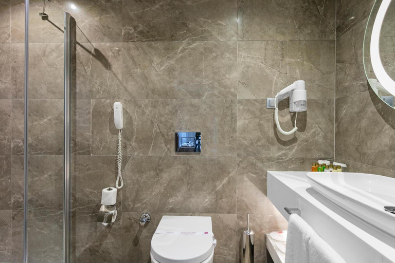 Bathroom 5, B Business Hotel & Spa, Antalya