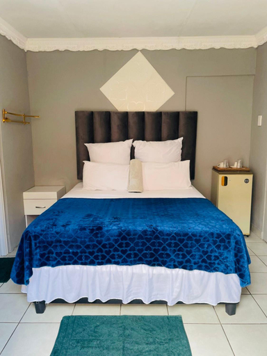 Others 5, Mighty7 Guesthouse, City of Tshwane