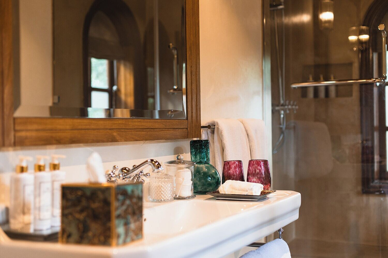Bathroom 2, Hemingways Eden Residence, Langata