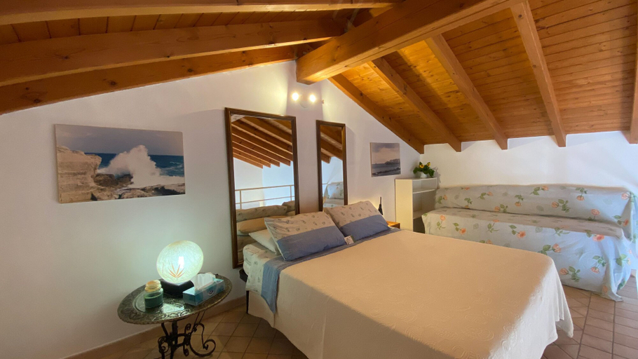 Room 5, Welcomely - Celi Blu Apartments, Lecce