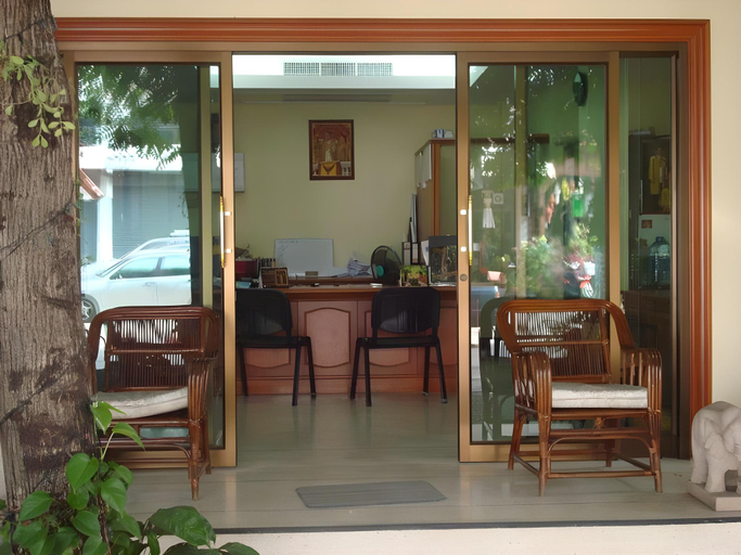 Others 5, Safe House Court, Muang Chiang Mai