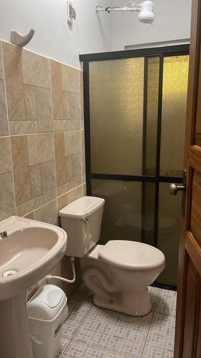 Bathroom 3, Hotel La Casona de Don Pepe, Chiquitos