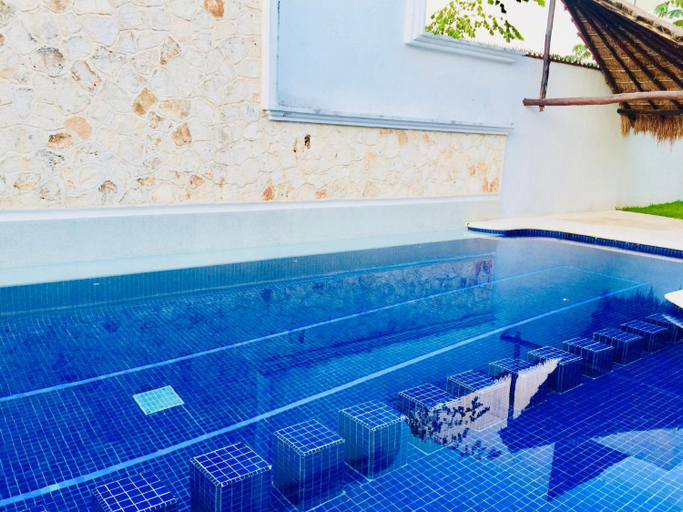 Others 5, Playacar - Deluxe Family Comfort Balcony Room with Pool and Parking, Cozumel