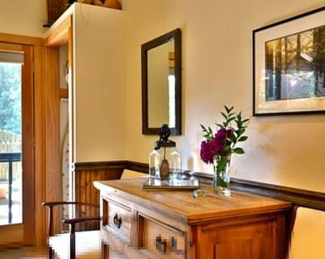 Bathroom 3, BENT CREEK LODGE - BED AND BREAKFAST, Buncombe