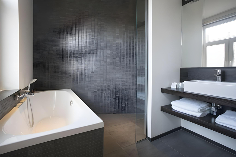 Bathroom 4, Boutique Hotel Beaumont Maastricht, Maastricht
