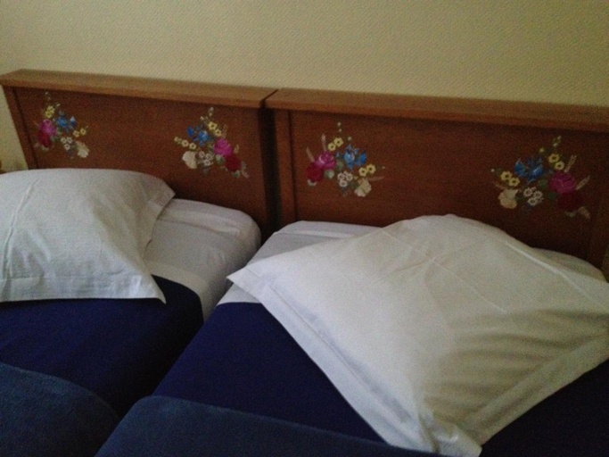Bedroom 2, Hotel Restaurant Wolf, Haut-Rhin