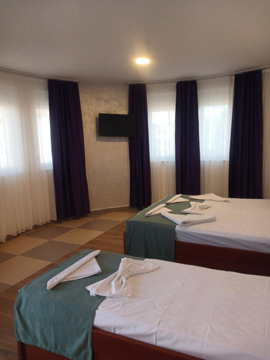 Bedroom 3, Guest House Denis