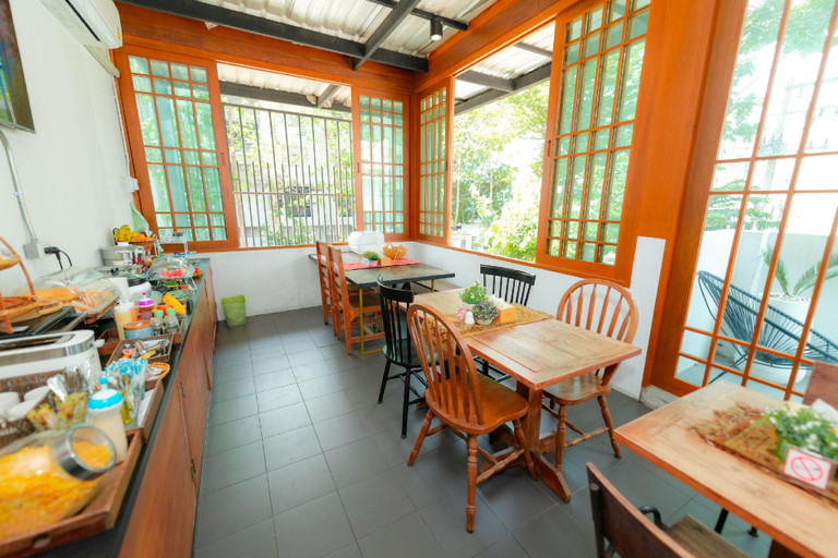 Food & Drinks 4, Buchita Nimman, Muang Chiang Mai