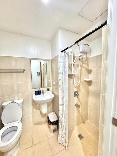 Bathroom 5, Grand Riviera Suites, Manila City