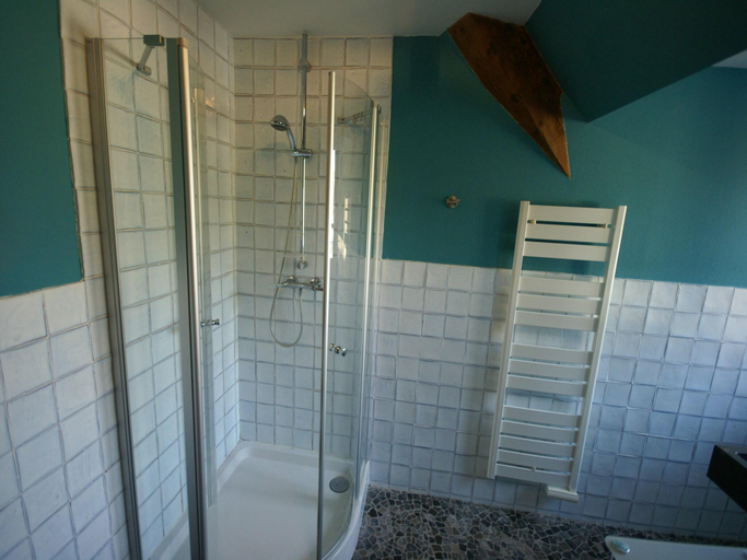 Bathroom, House in Rhone Valley near Ski Resorts, Savoie