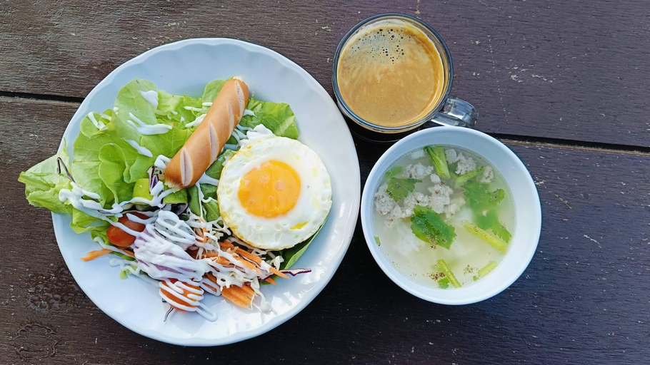Food & Drinks 4, Baan Ing Doi Maekampong , K. Mae On