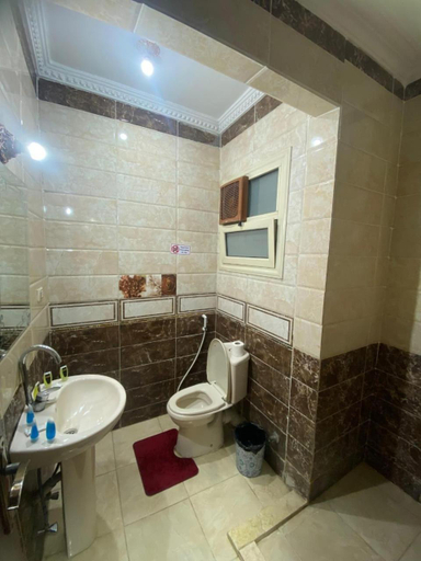 Bathroom 3, Star Of Egypt Pyramids, Al-Ahram