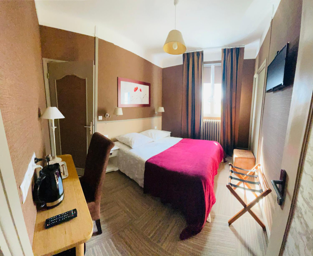 Bedroom 2, Les 3 rois by YY, Calvados