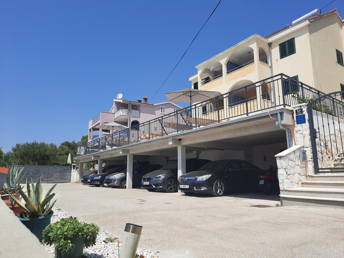 Others 5, Heated swimming pool, stunning sea view terrace a6, Trogir