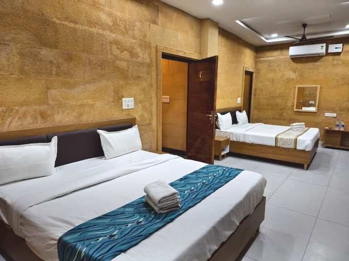 Bedroom 2, Hotel Jodhani Regency, Jaisalmer