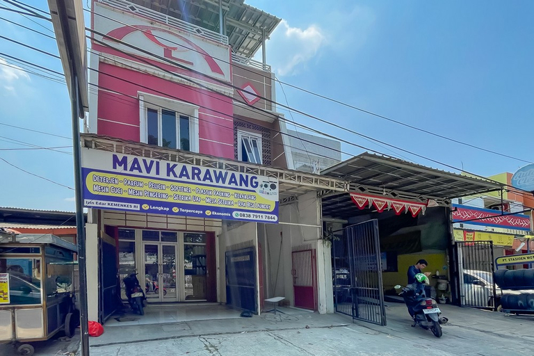 Exterior & Views 2, RedDoorz near Karawang Central Plaza, Karawang