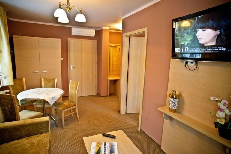 Others 5, Hotel Carskie Koszary, Zamość