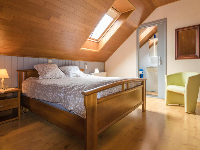 Bedroom 2, Modern holiday home with swimming pool, Dordogne