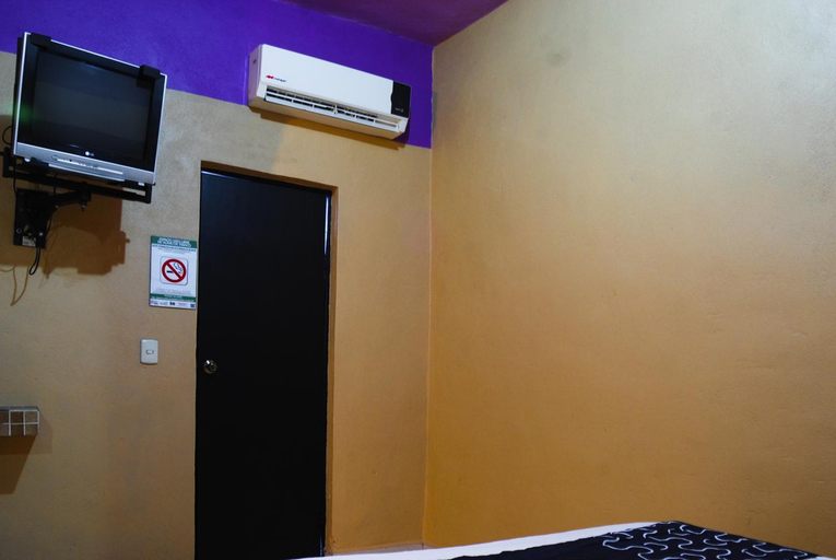 Bedroom 2, Hotel Platino, Monterrey