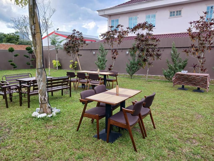 Others 5, Garden Inn, Kinta