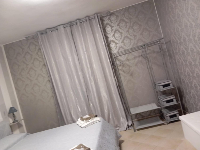 Bedroom 2, La Sosta in Lunigiana, Massa Carrara