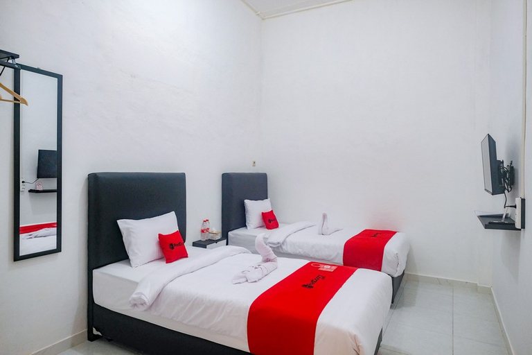 Bedroom 3, RedDoorz near Alun Alun Klaten, Klaten