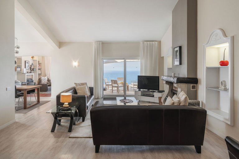 Living area 3, Villa Aquarela by Our Madeira, Santa Cruz