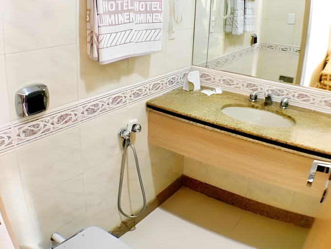 Bathroom 4, Fluminense Hotel, Rio de Janeiro