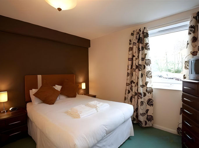 Bedroom 2, The Spires Serviced Apartments Birmingham, Birmingham