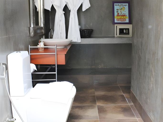 Bathroom 3, Villa Thapae, Muang Chiang Mai