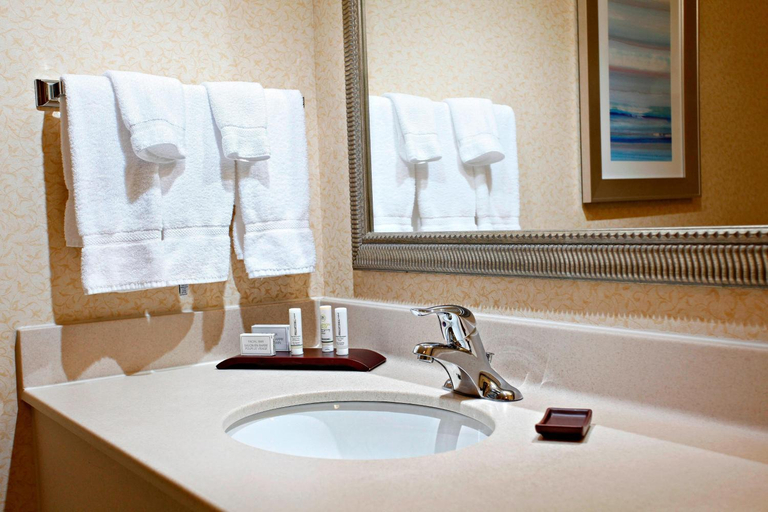 Bathroom 4, Fairfield Inn & Suites by Marriott Sudbury, Greater Sudbury