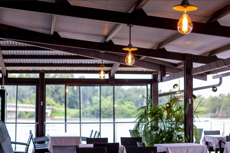 Food & Drinks 3, SAS CLP - La Marina, Kourou
