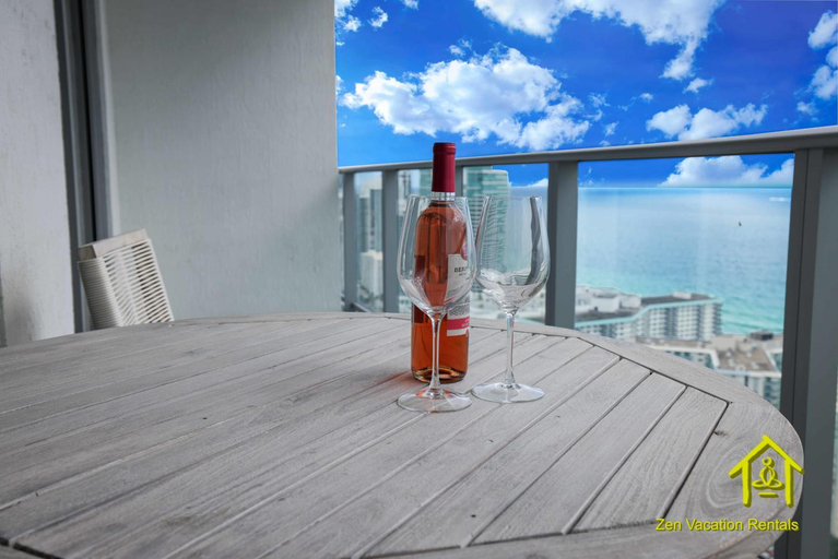 Food & Drinks, Zen Vacation Rentals Just Across Ocean, Broward