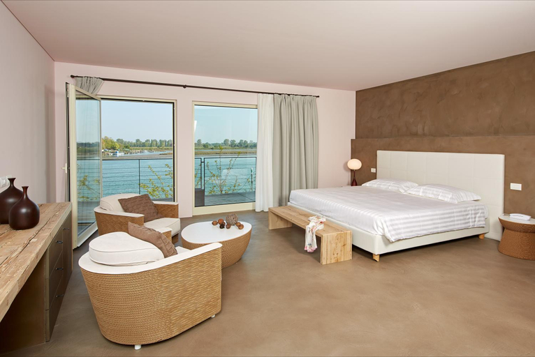 Bedroom 2, Boutique Hotel Oche Selvatiche, Gorizia
