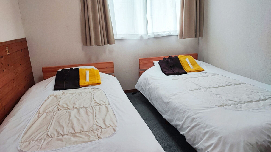 Bedroom 3, Hotel Frontier, Ishinomaki