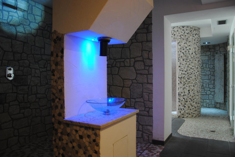 Bathroom 3, Dolasilla Park Hotel, Trento