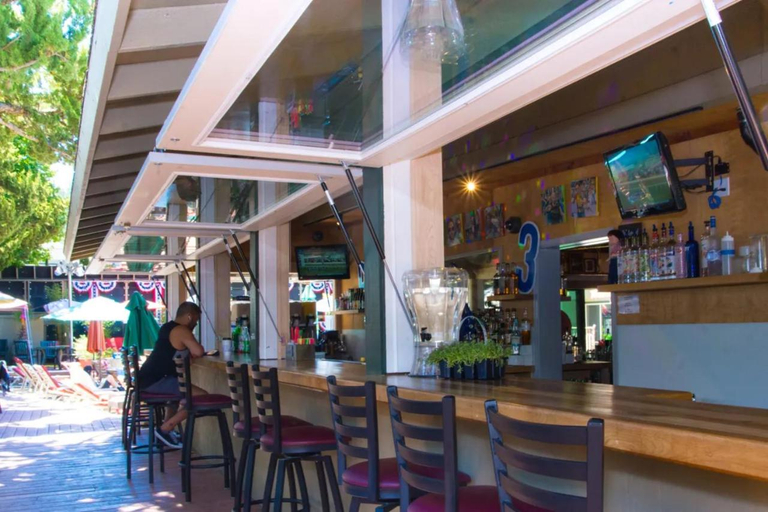 Food & Drinks 4, R3 Hotel LGBTQIA All Welcome Adults Only, Sonoma