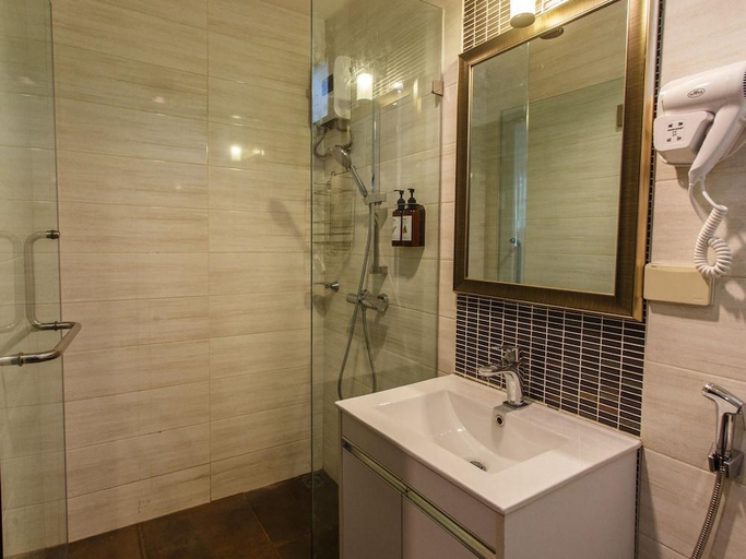 Bathroom 3, The Stream House at Mae Kampong, K. Mae On