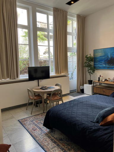 Bedroom 2, Galerie Hotel Dis, Maastricht
